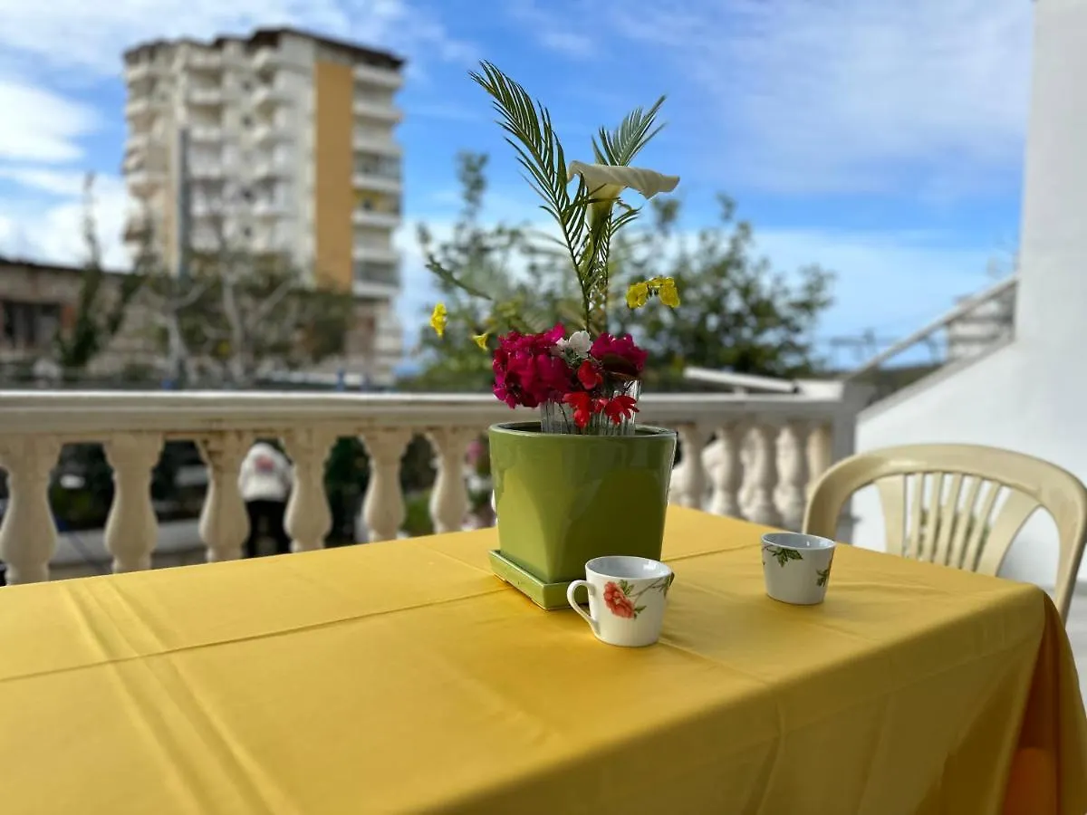 Maison d'hôtes White Villa Saranda