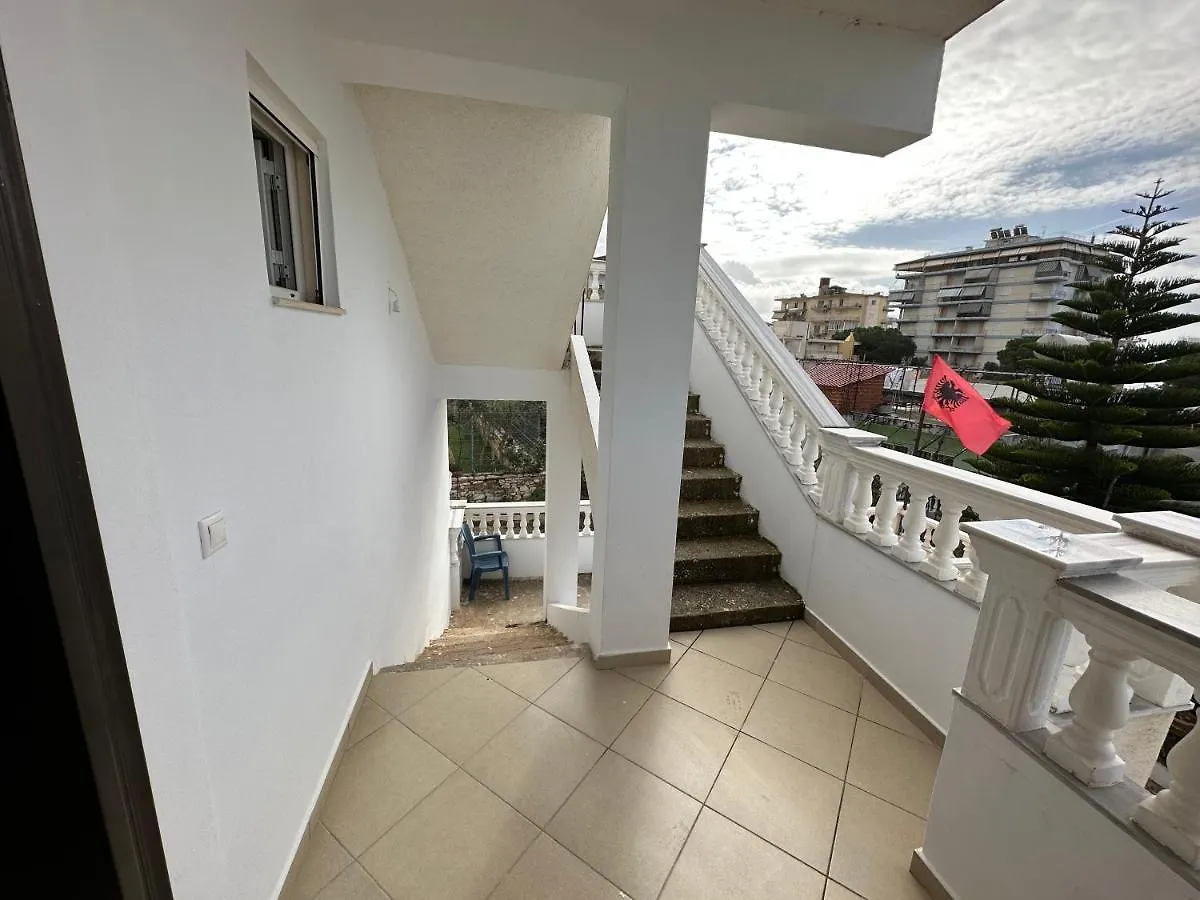 White Villa Saranda 0*,  Arnavutluk